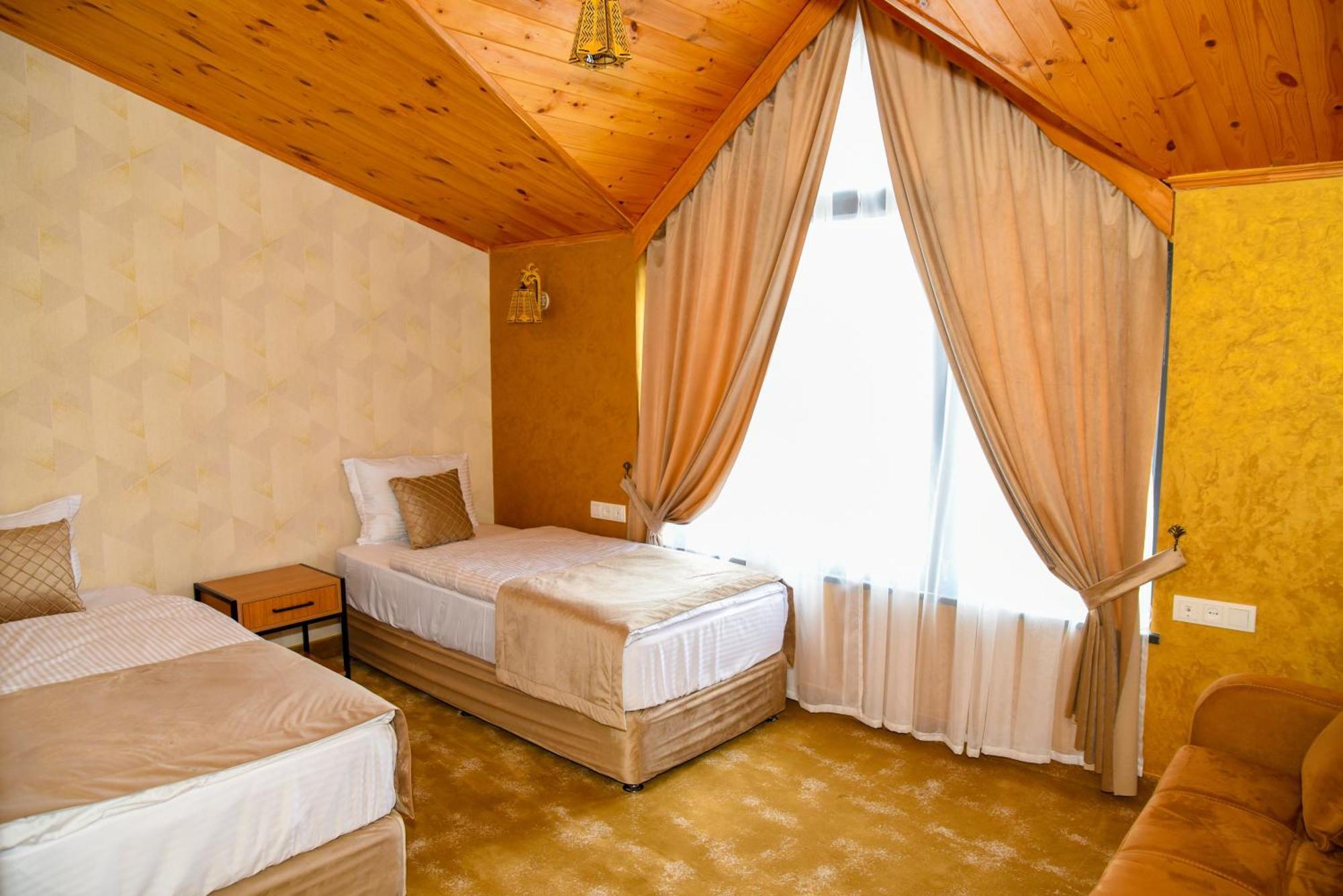 Bmg Hotel By Grigoryans Group Goris Esterno foto