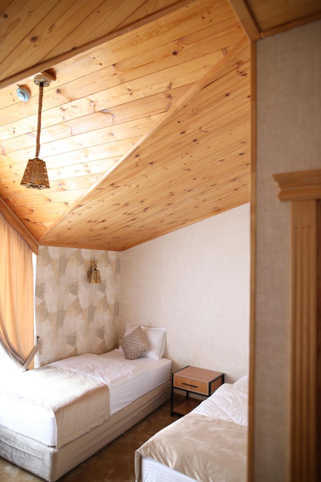 Bmg Hotel By Grigoryans Group Goris Esterno foto